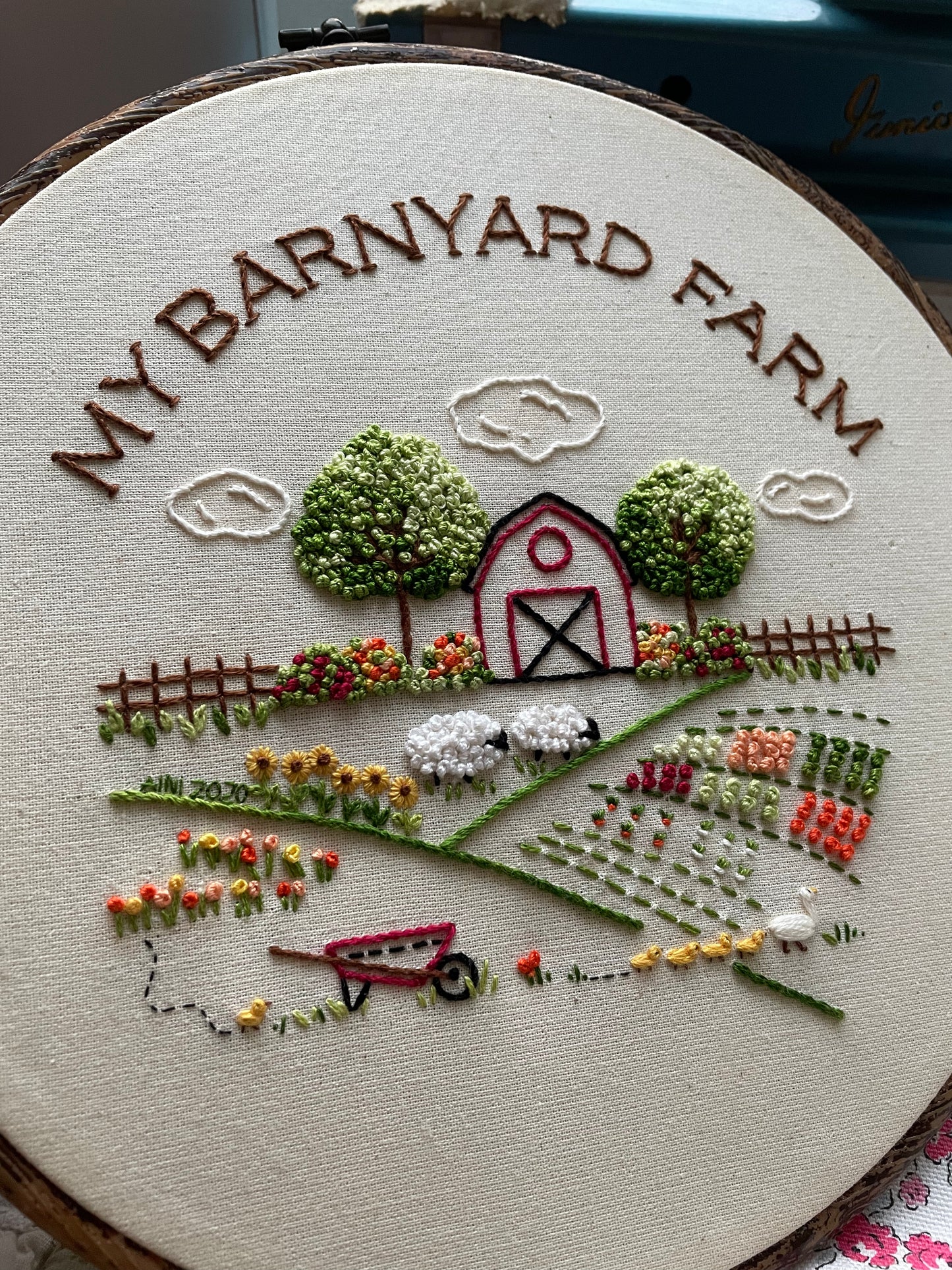 "My Barnyard Farm" Embroidery Kit